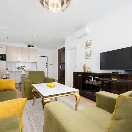 Stylish Grzybowska Apartments By Noclegi Renters Warsaw Exterior photo
