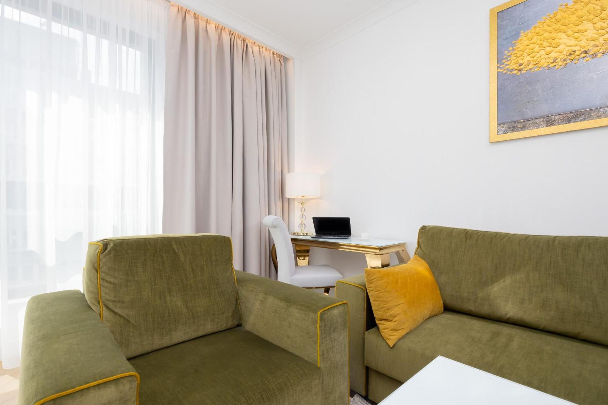 Stylish Grzybowska By Renters Warszawa