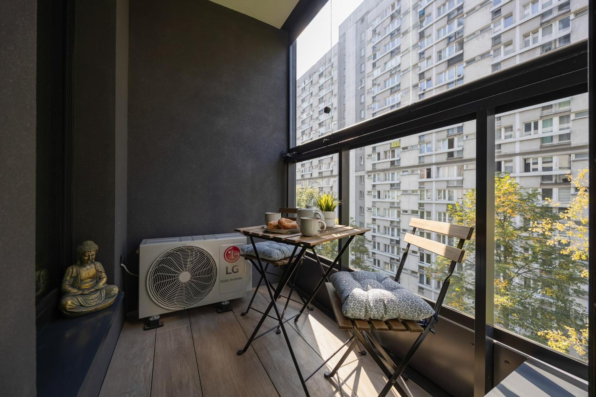 Stylish Grzybowska By Renters Apartmán